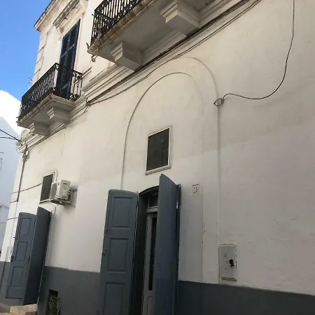 Dimora Tarantini Tatil Evi *